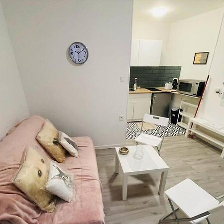 Studio Confortable - Montmartre - Republique - Anvers - 2 Pers Париж Екстериор снимка